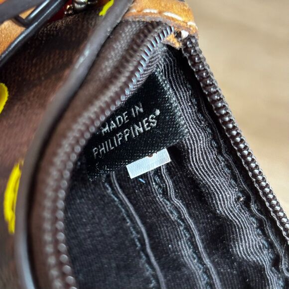 Coach Green Neon Polka Dot Signature Canvas Wristlet Style Number F52581 - Picture 5 of 16